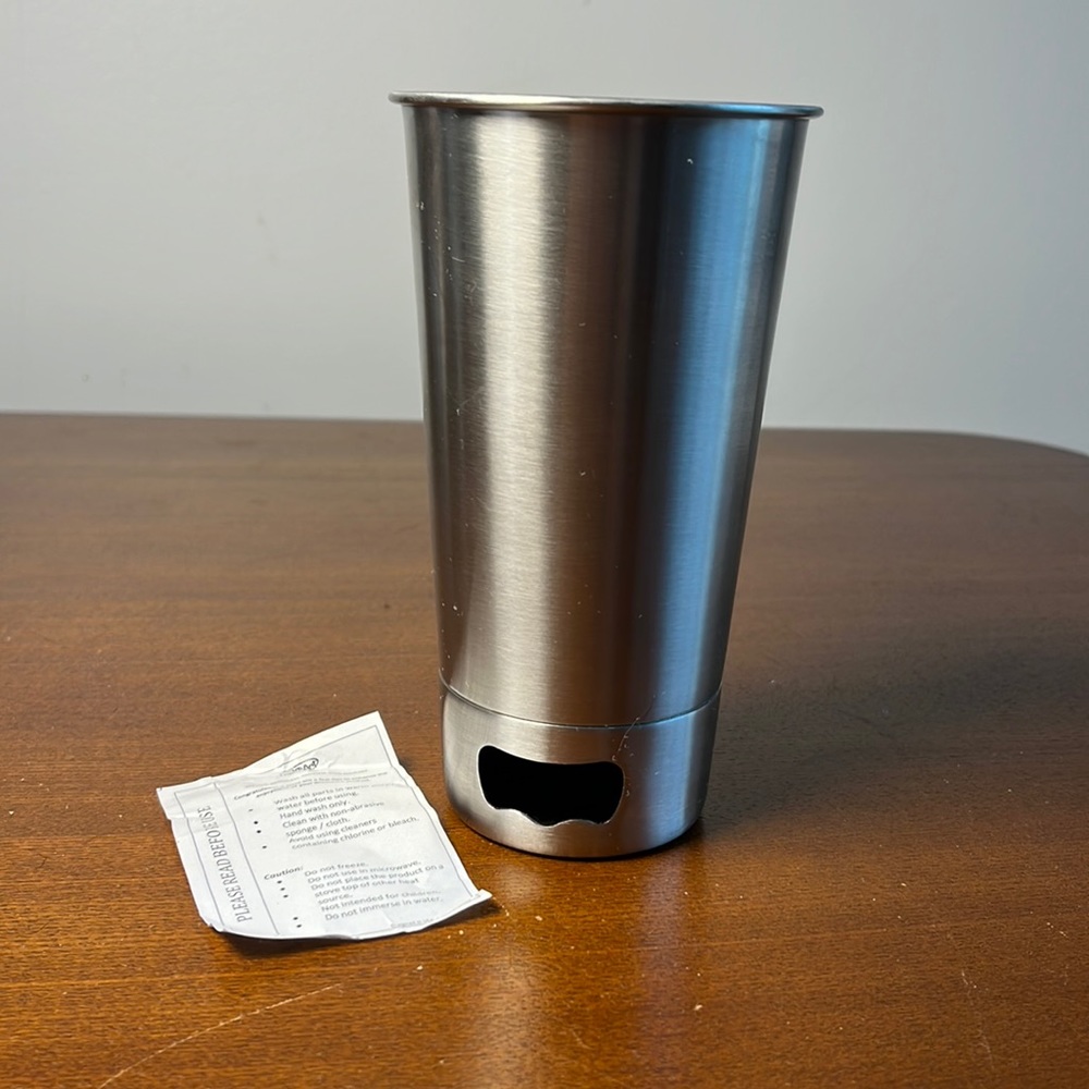 Asobu Beer Cup with opener